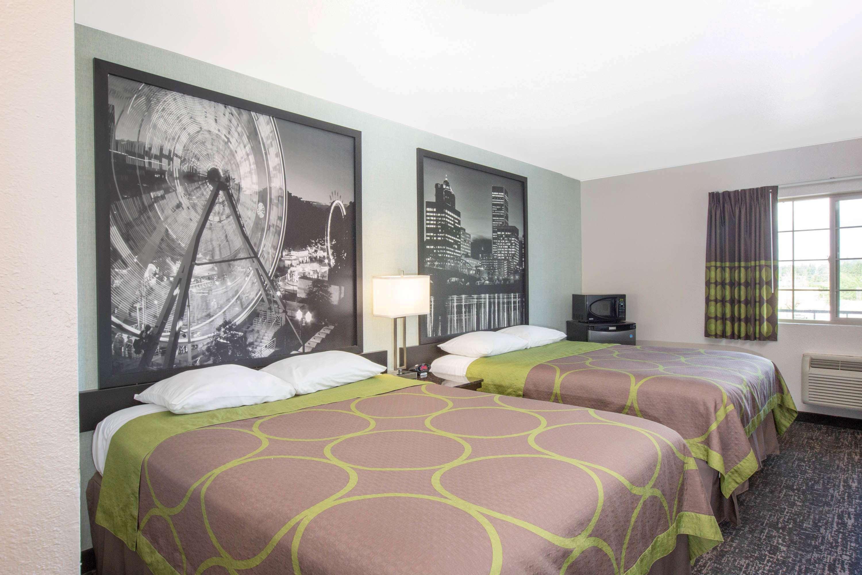 ซูเปอร์ 8 บาย วินด์แฮม สปริงฟิลด์/ยูจีน Hotel ภายนอก รูปภาพ