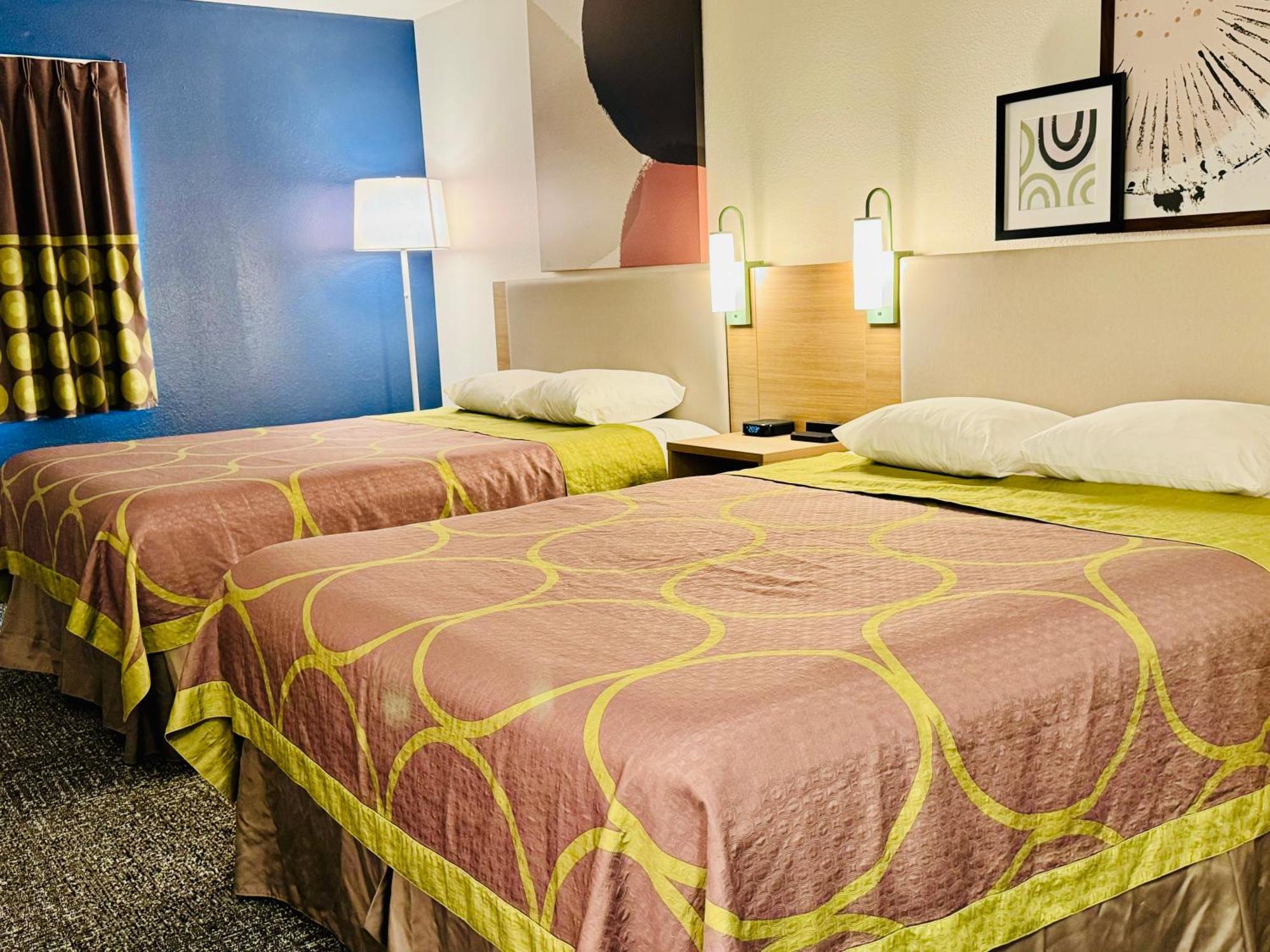 ซูเปอร์ 8 บาย วินด์แฮม สปริงฟิลด์/ยูจีน Hotel ภายนอก รูปภาพ
